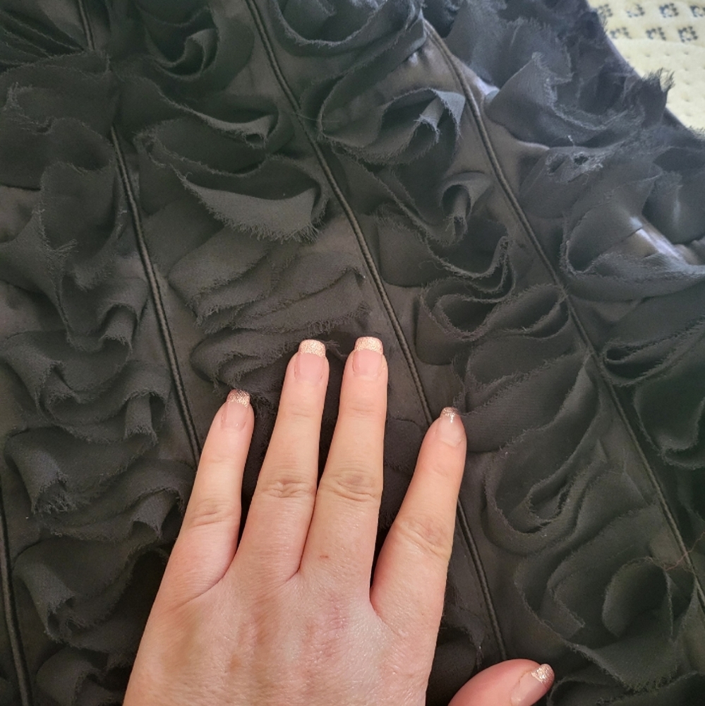 🌿YA Los Angeles Womens Black Mini Ruffle Dress size Medium - Picture 6 of 8